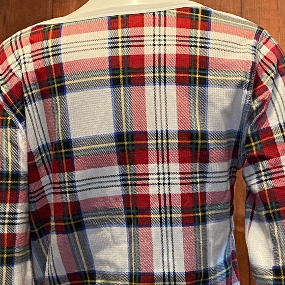 Plaid Old Navy thermal top NEW - Picture 5 of 7